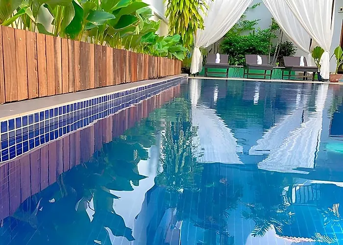 Urban Boutique Hotel